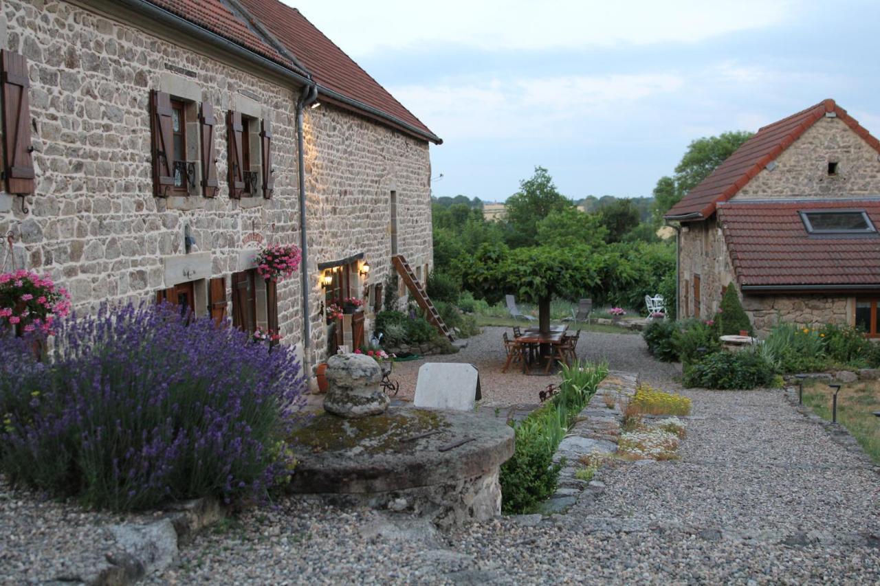 La Belle Ame Bed and Breakfast Saint-Priest-des-Champs Εξωτερικό φωτογραφία