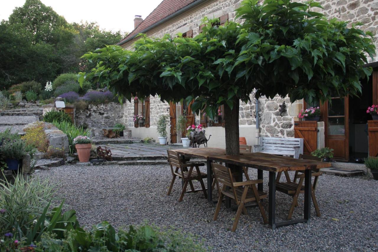 La Belle Ame Bed and Breakfast Saint-Priest-des-Champs Εξωτερικό φωτογραφία