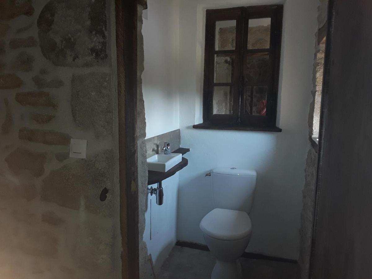La Belle Ame Bed and Breakfast Saint-Priest-des-Champs Εξωτερικό φωτογραφία
