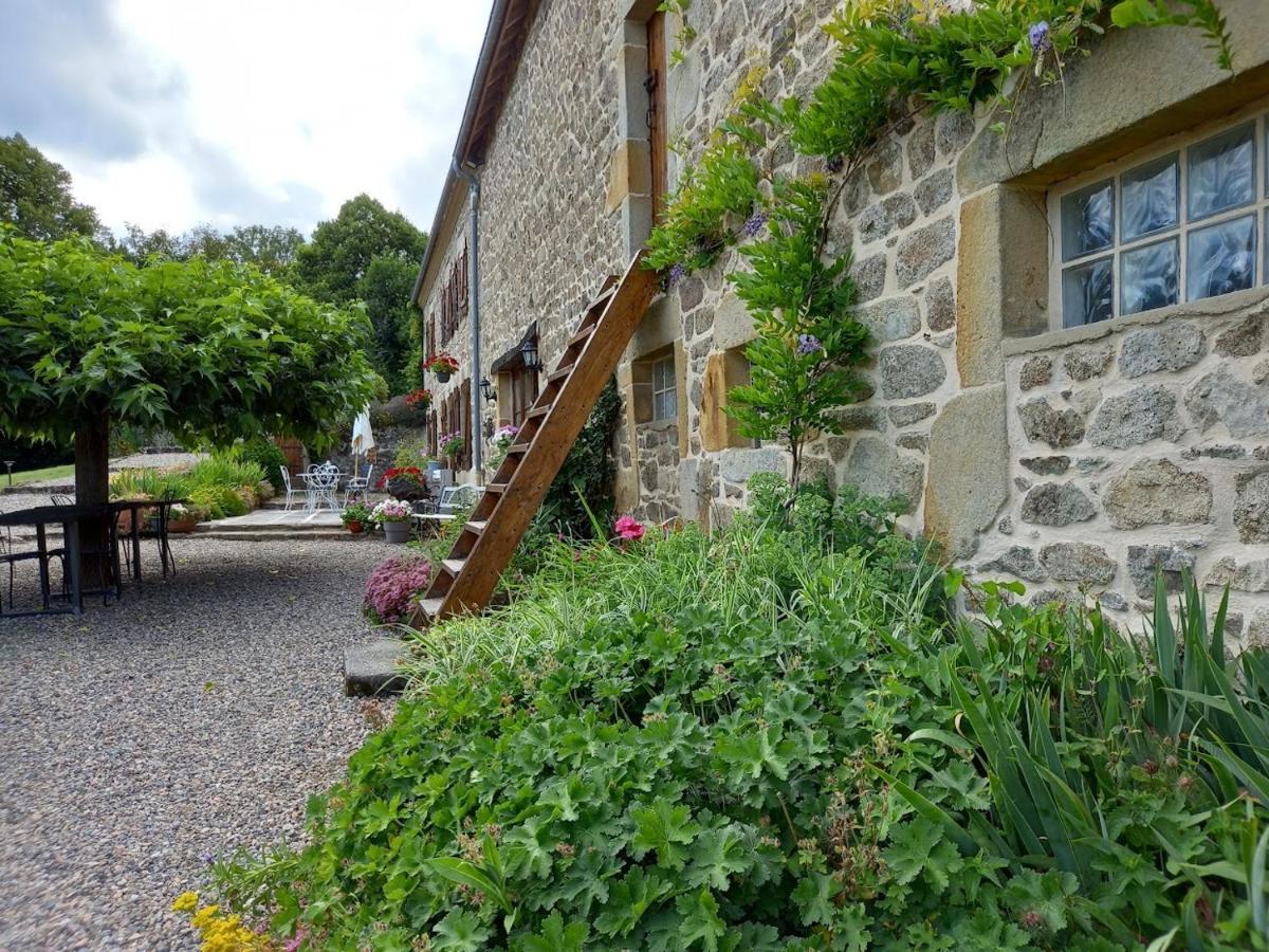 La Belle Ame Bed and Breakfast Saint-Priest-des-Champs Εξωτερικό φωτογραφία