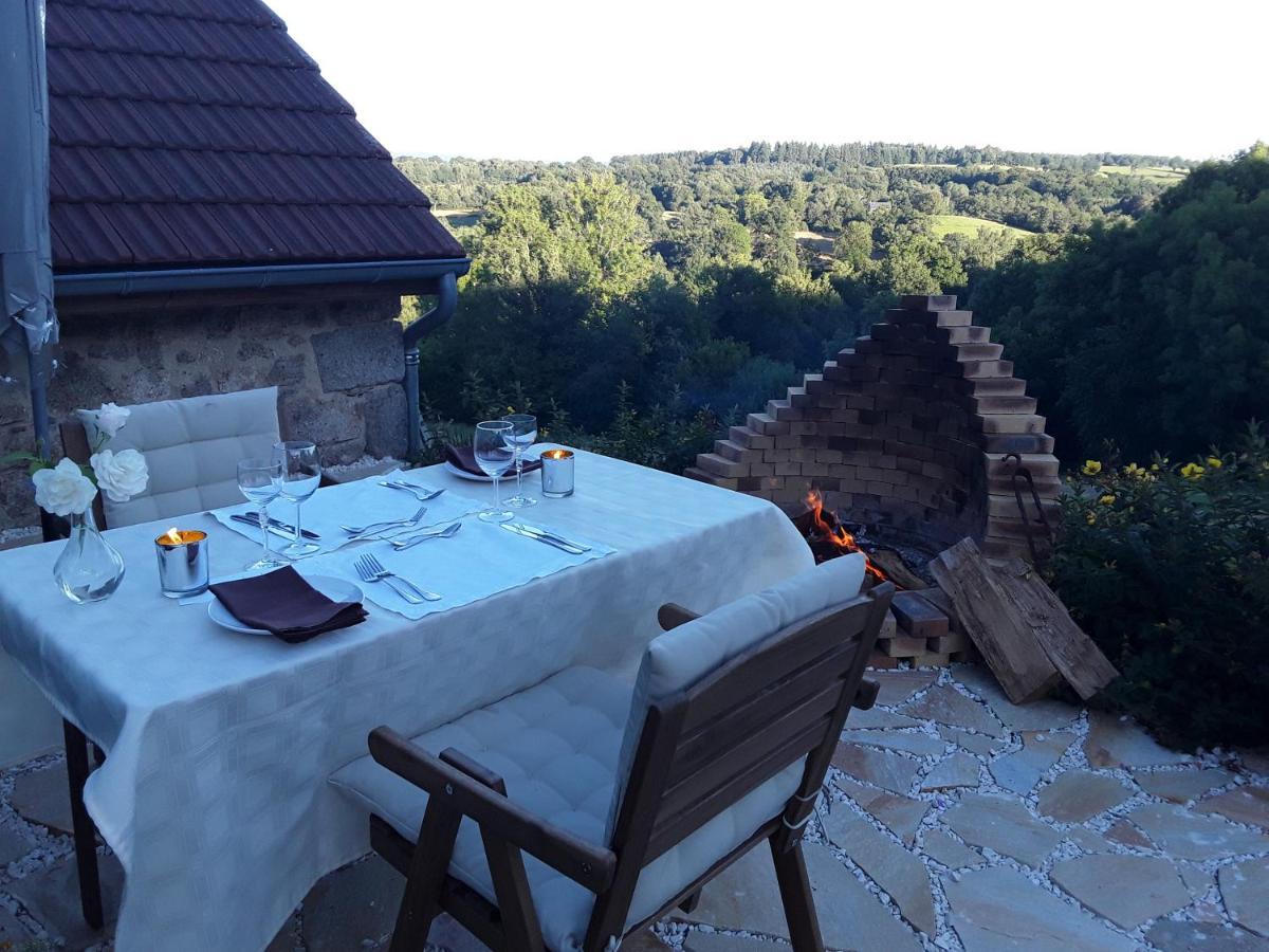 La Belle Ame Bed and Breakfast Saint-Priest-des-Champs Εξωτερικό φωτογραφία